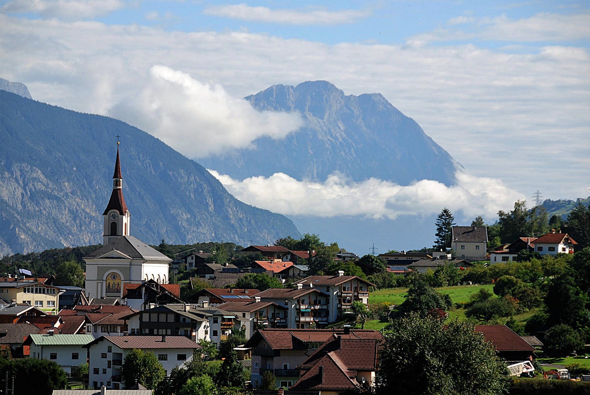 city near a mountain