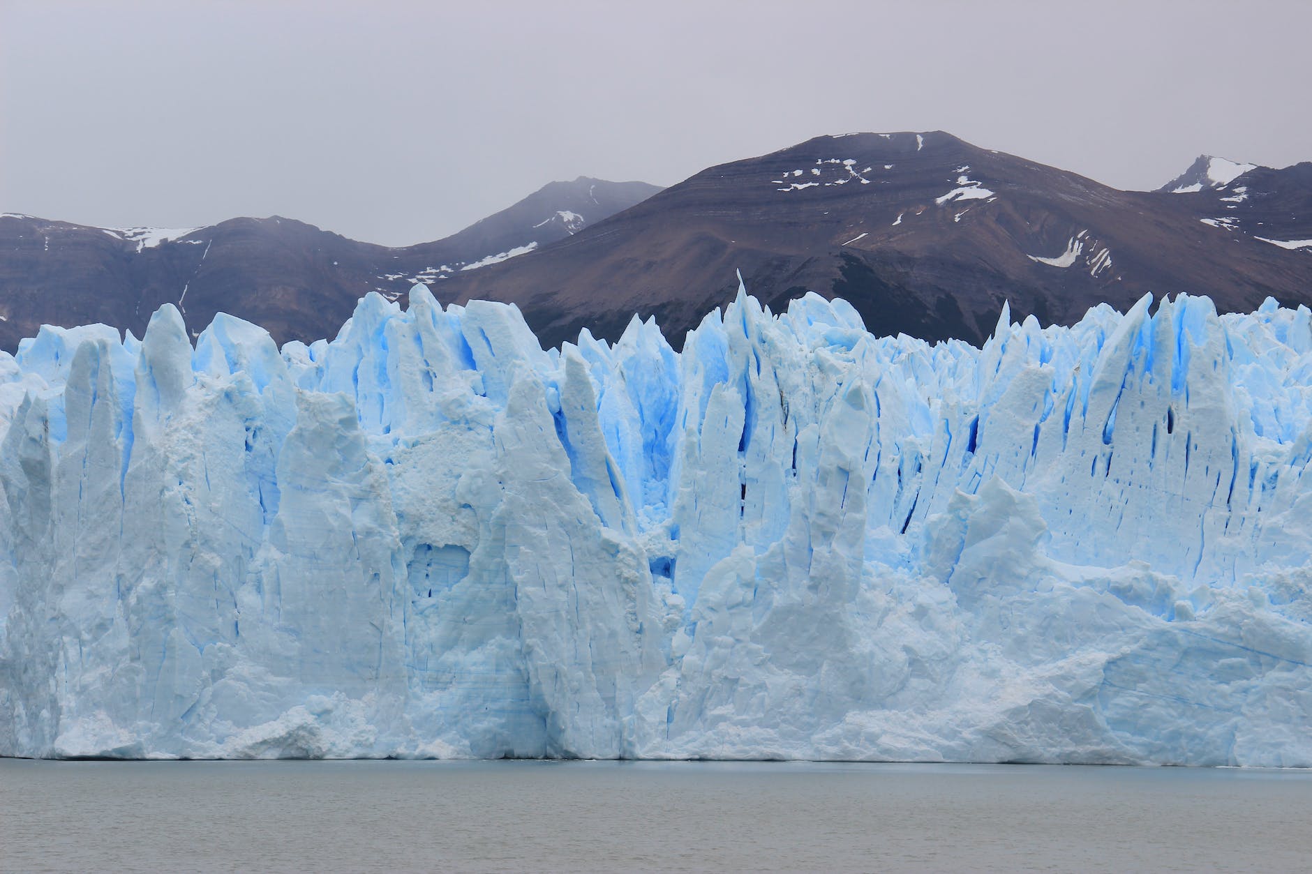 wall of a coastal icecap