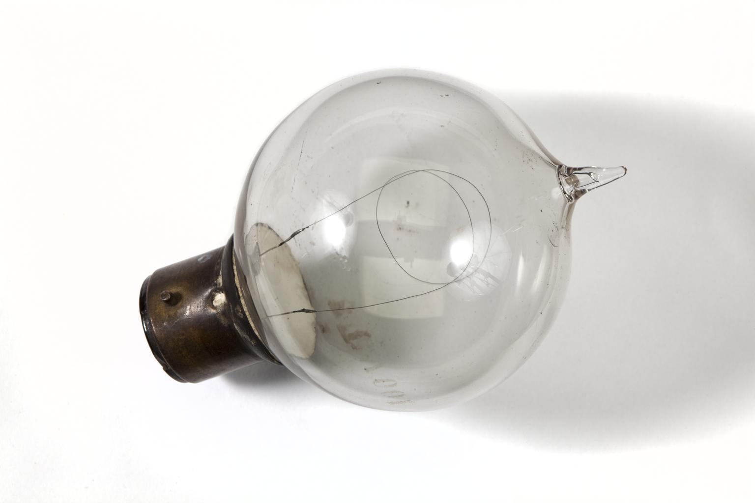 old round light bulb