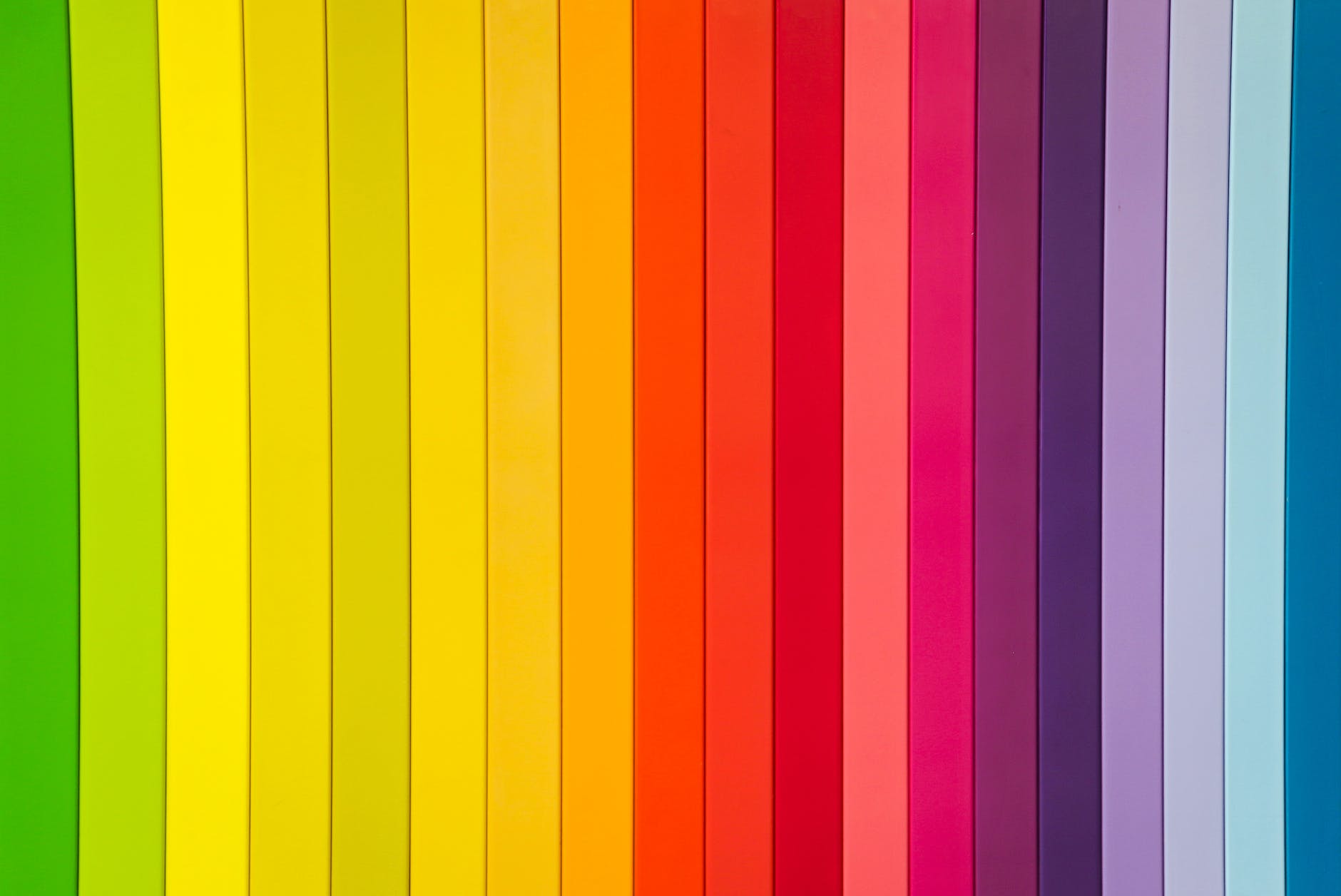 color bars from green to blue