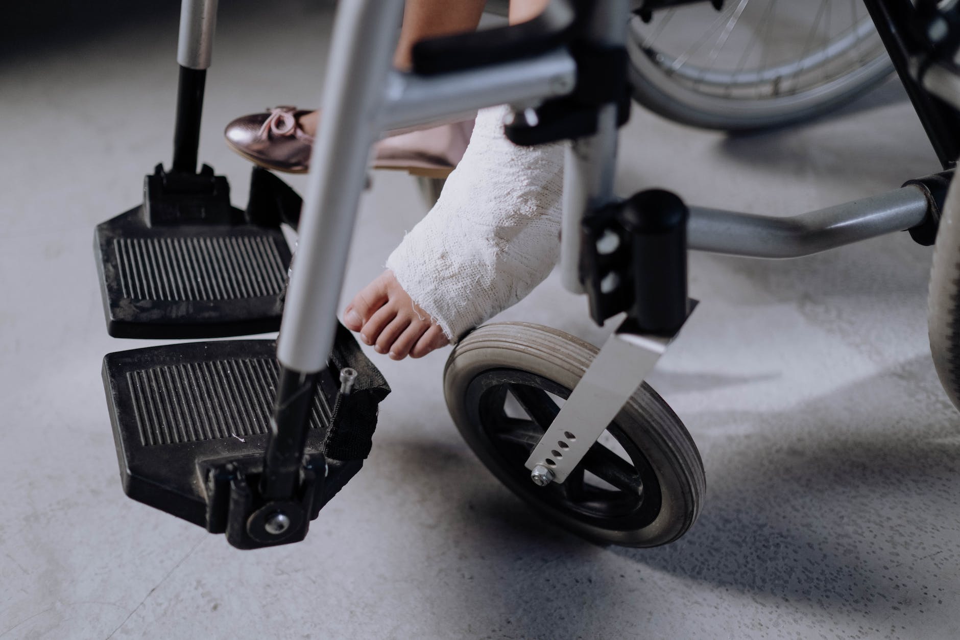 wheelchair and bandaged food